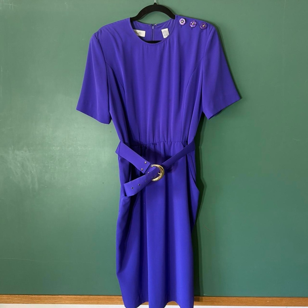 Ms Chaus Vintage Purple Belted Short Sleeve Midi Dress Size 8 Pockets Button